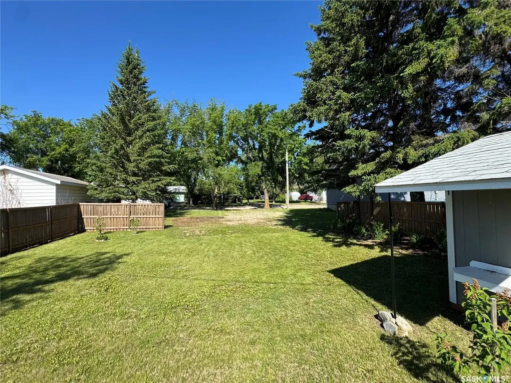 409 3rd Avenue N Naicam SK S0K 2Z0