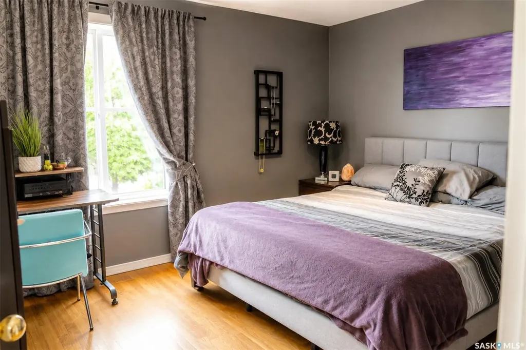 1430 10th Avenue E Regina SK S4N 7P6