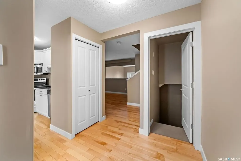 24 Cannington Mews Regina SK S4S 5Z7
