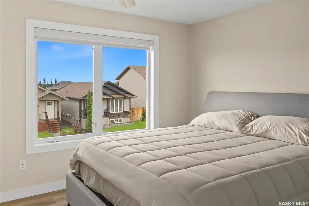 944 Glenview Cove Martensville SK S0K 0A2