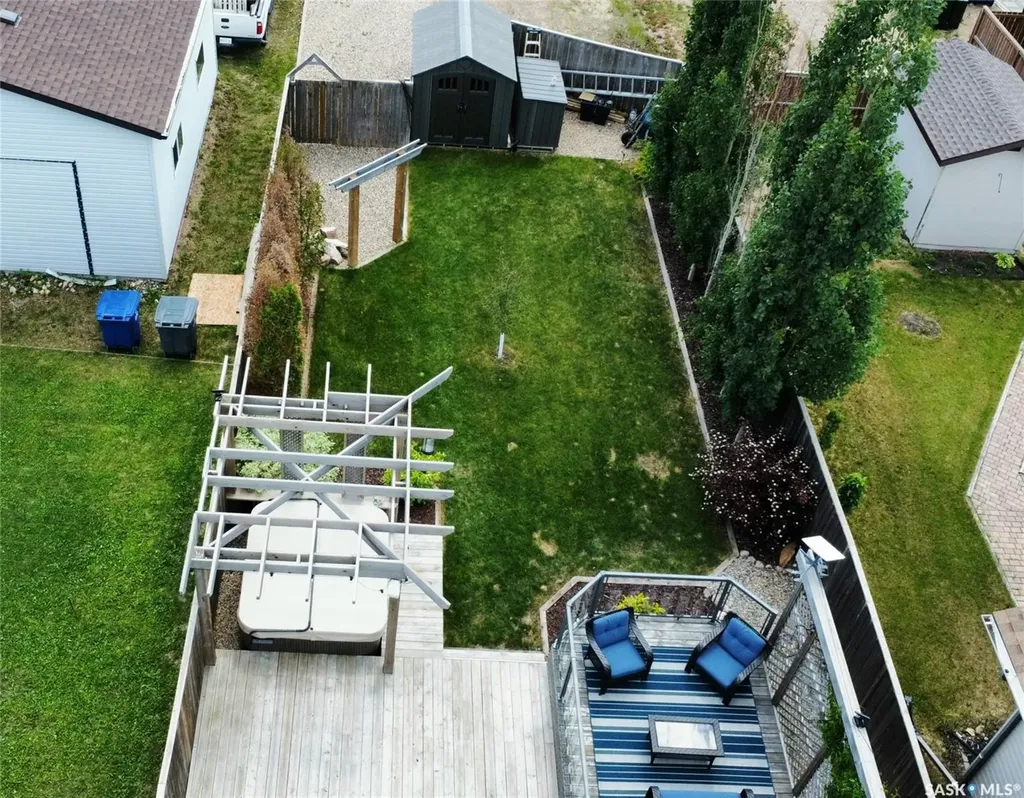 944 Glenview Cove Martensville SK S0K 0A2