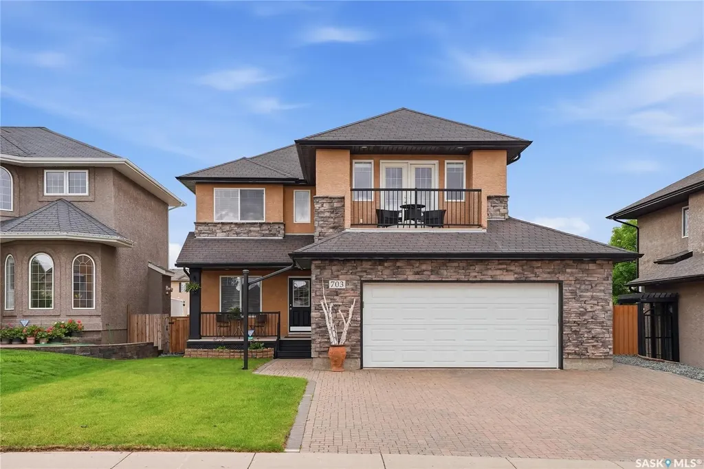 703 Bellmont Court Saskatoon SK S7V 1K7