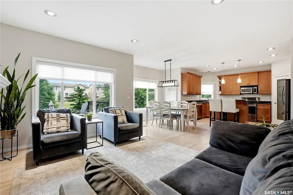 703 Bellmont Court Saskatoon SK S7V 1K7