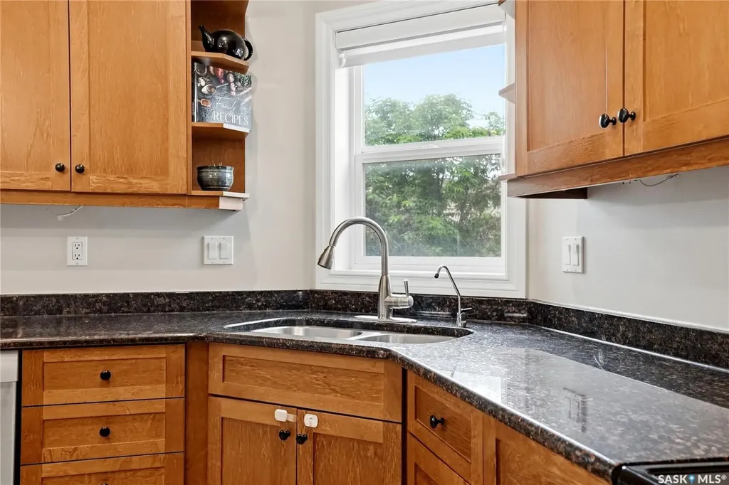 703 Bellmont Court Saskatoon SK S7V 1K7