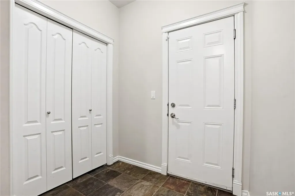 703 Bellmont Court Saskatoon SK S7V 1K7