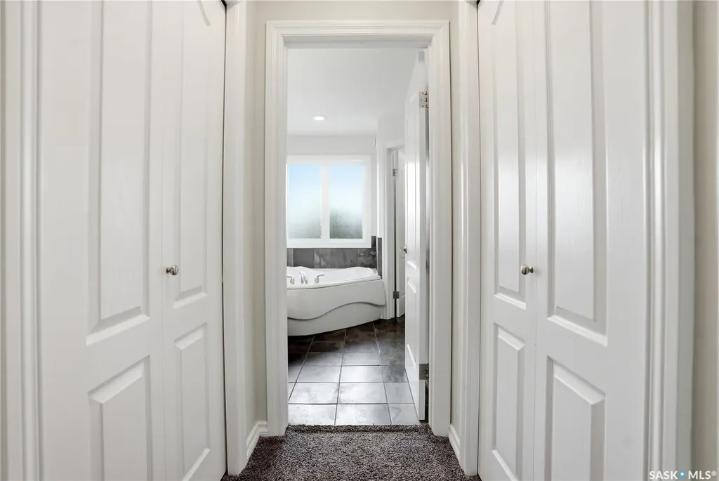 703 Bellmont Court Saskatoon SK S7V 1K7