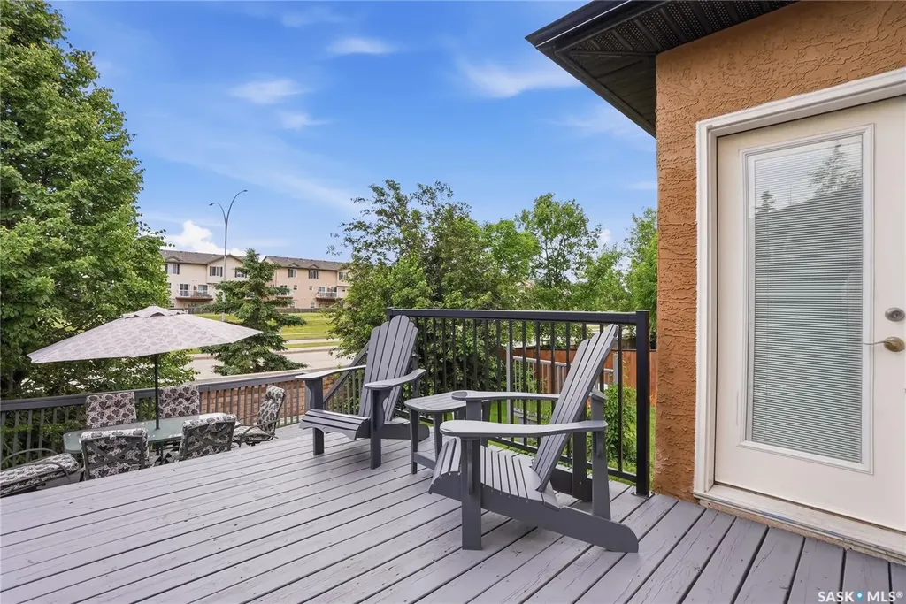 703 Bellmont Court Saskatoon SK S7V 1K7
