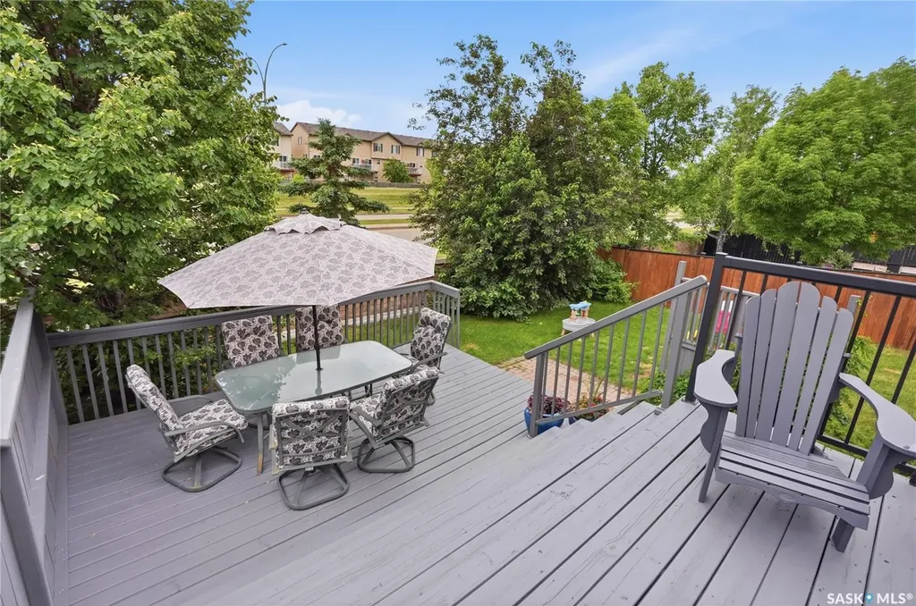 703 Bellmont Court Saskatoon SK S7V 1K7
