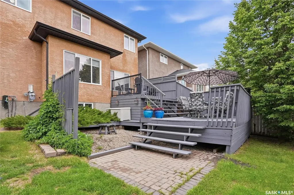 703 Bellmont Court Saskatoon SK S7V 1K7