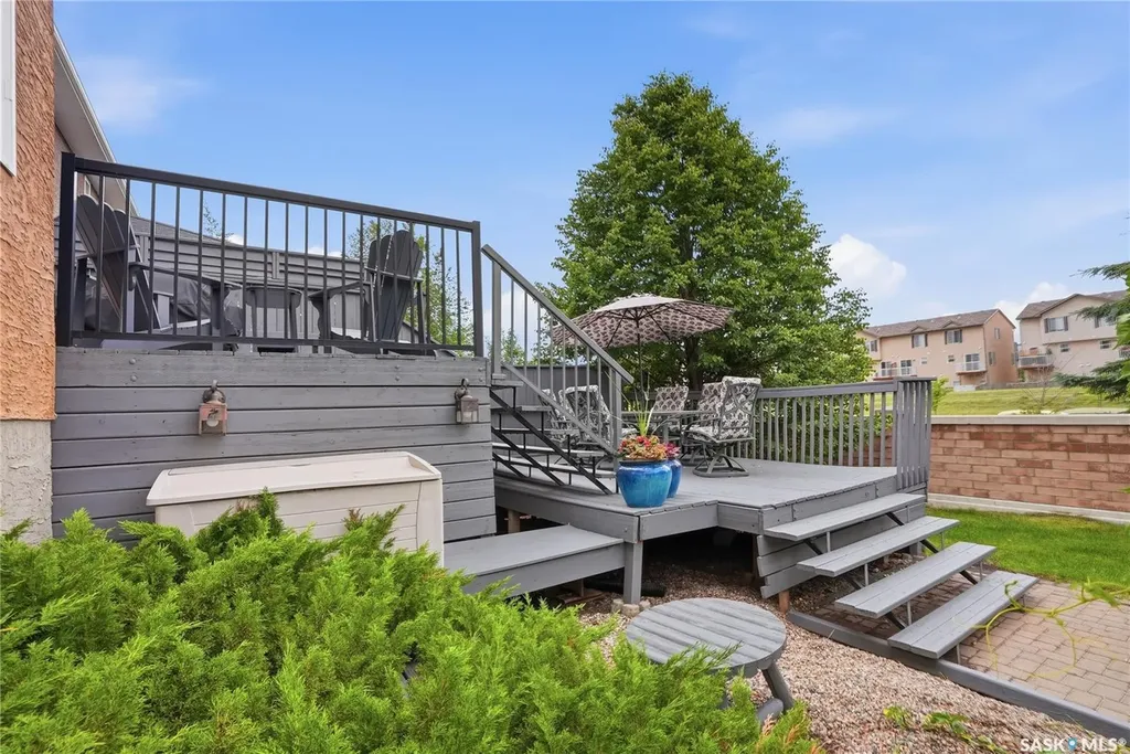 703 Bellmont Court Saskatoon SK S7V 1K7