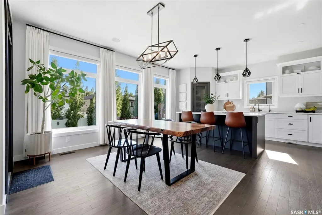 8 Yale Place White City SK S4L 0C7