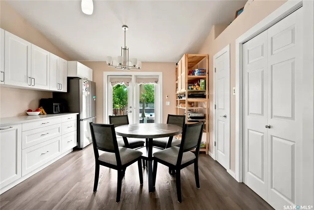 511 West Hampton Boulevard Saskatoon SK S7R 0B4