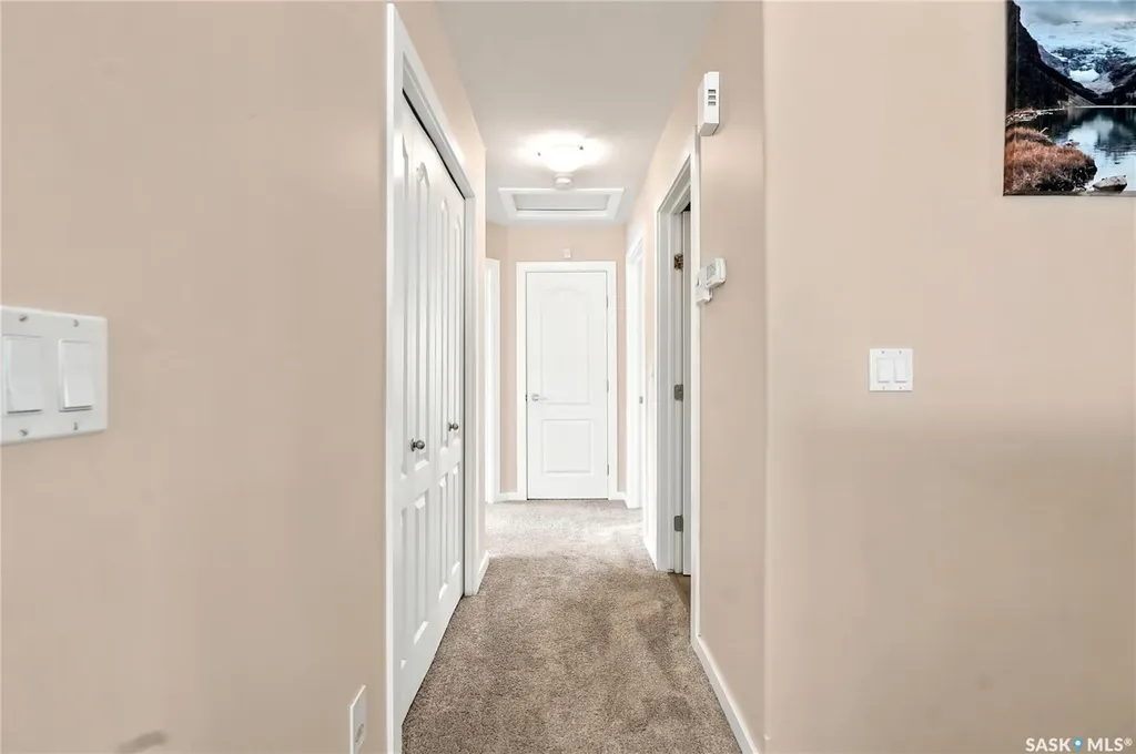 511 West Hampton Boulevard Saskatoon SK S7R 0B4