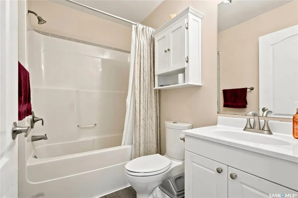 511 West Hampton Boulevard Saskatoon SK S7R 0B4