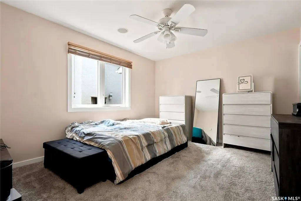 511 West Hampton Boulevard Saskatoon SK S7R 0B4