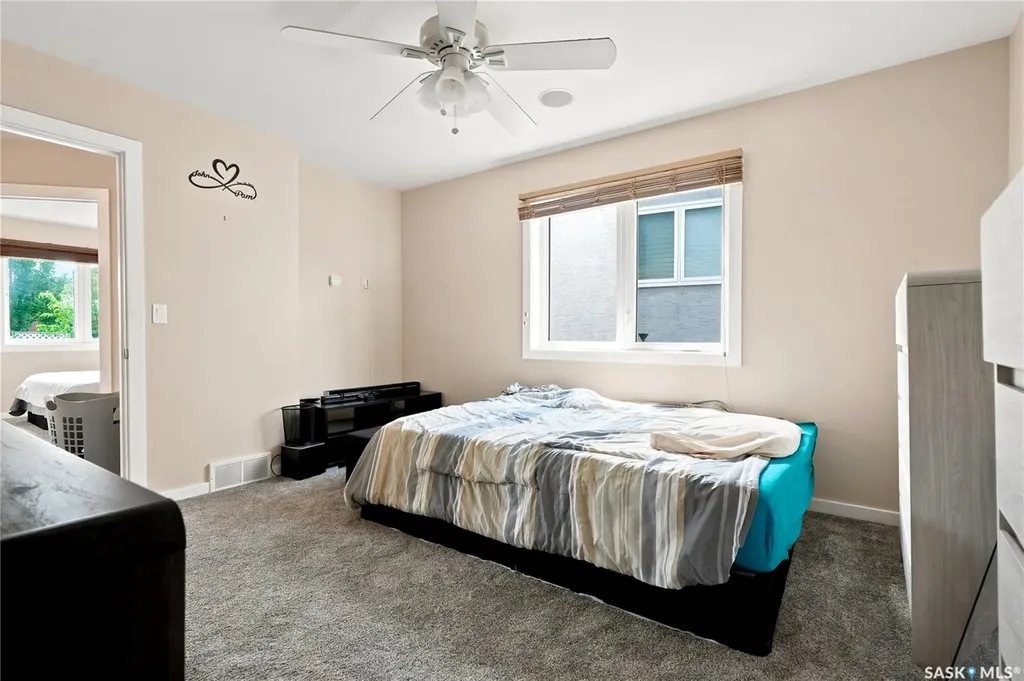 511 West Hampton Boulevard Saskatoon SK S7R 0B4