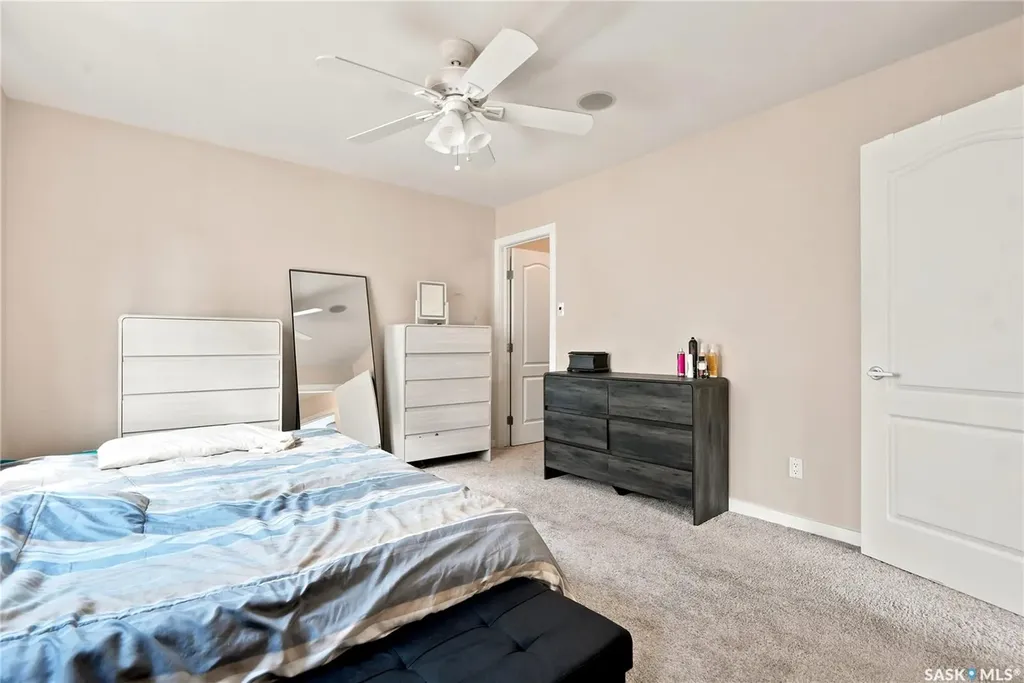 511 West Hampton Boulevard Saskatoon SK S7R 0B4