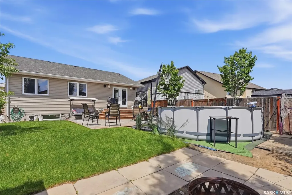 511 West Hampton Boulevard Saskatoon SK S7R 0B4
