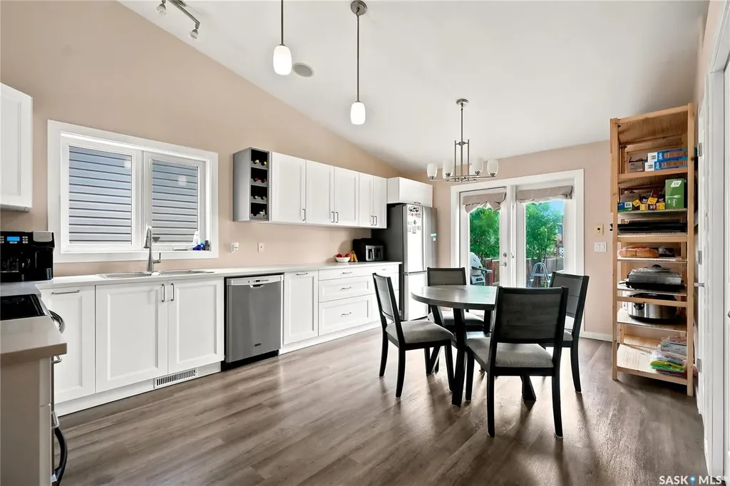 511 West Hampton Boulevard Saskatoon SK S7R 0B4