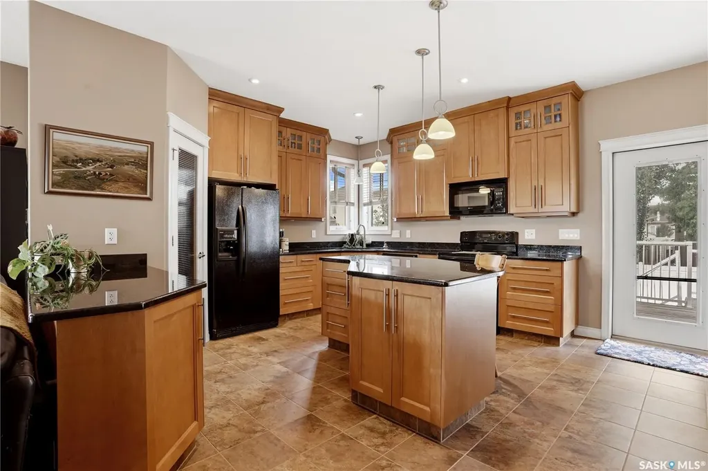 2587 Linner Way Regina SK S4V 1E7