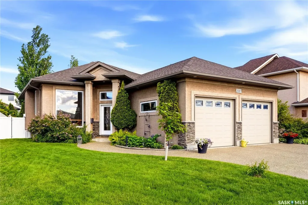 2587 Linner Way Regina SK S4V 1E7