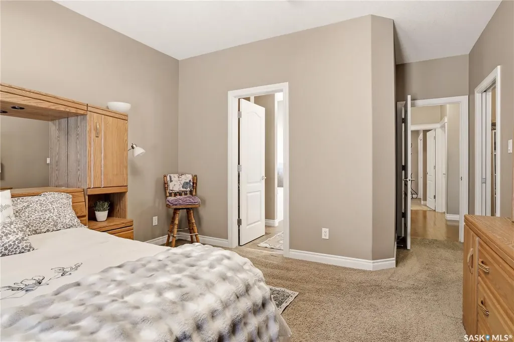 2587 Linner Way Regina SK S4V 1E7