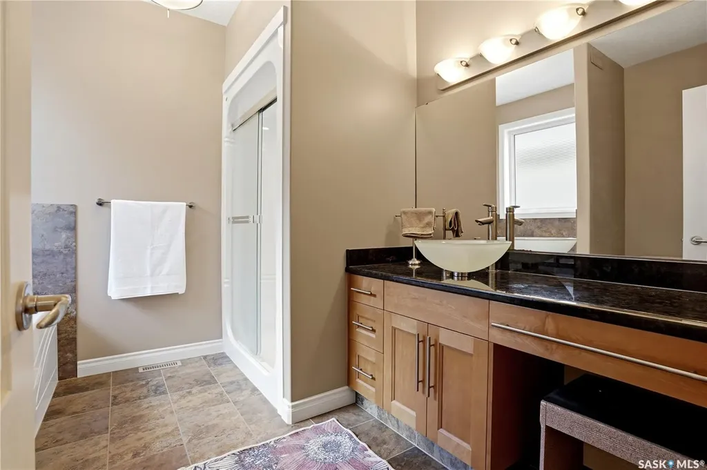 2587 Linner Way Regina SK S4V 1E7