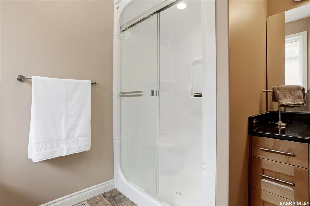 2587 Linner Way Regina SK S4V 1E7