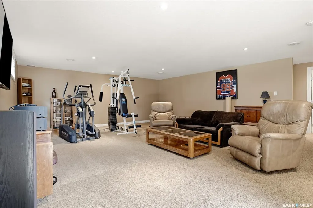 2587 Linner Way Regina SK S4V 1E7