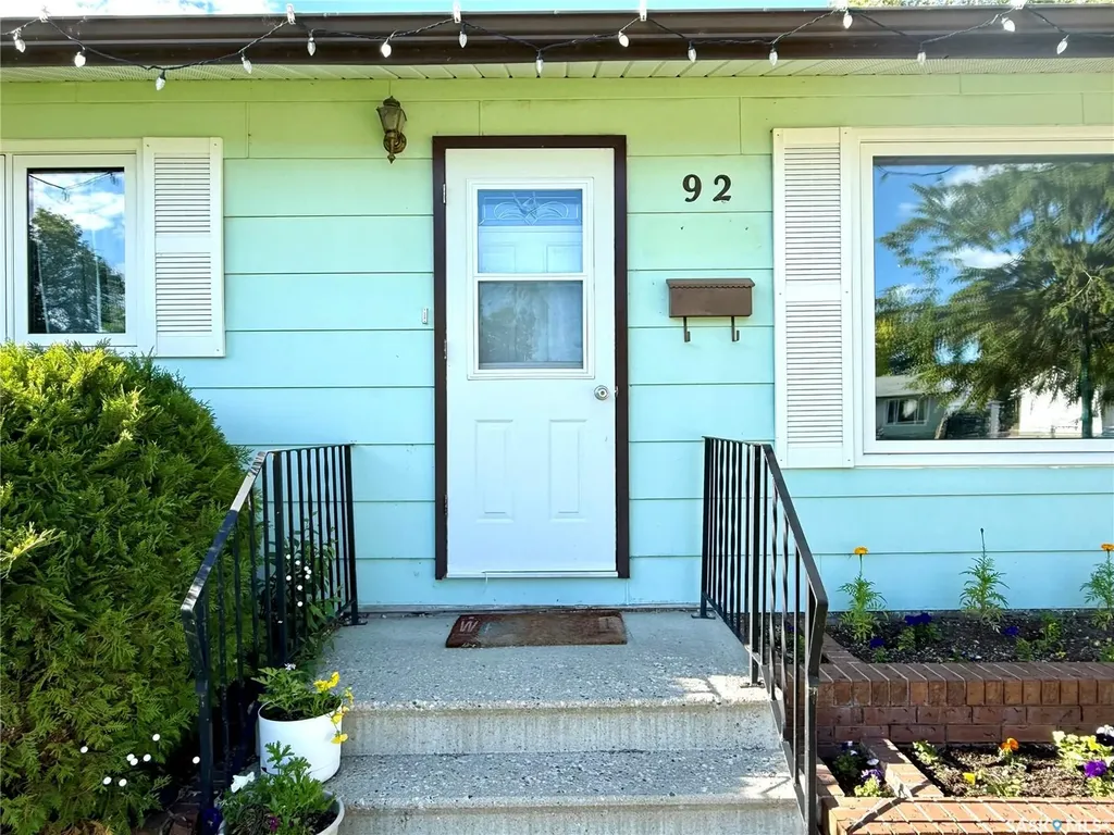 92 Redwood Drive Yorkton SK S3N 2X7