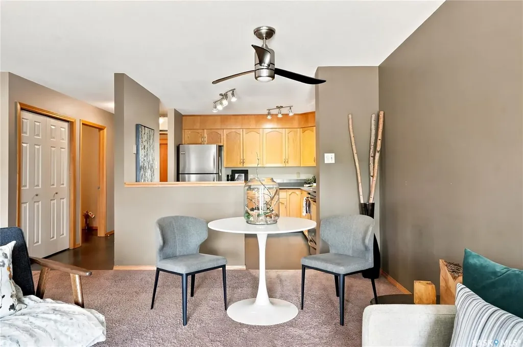 910 9th Street E Saskatoon SK S7H 0N1