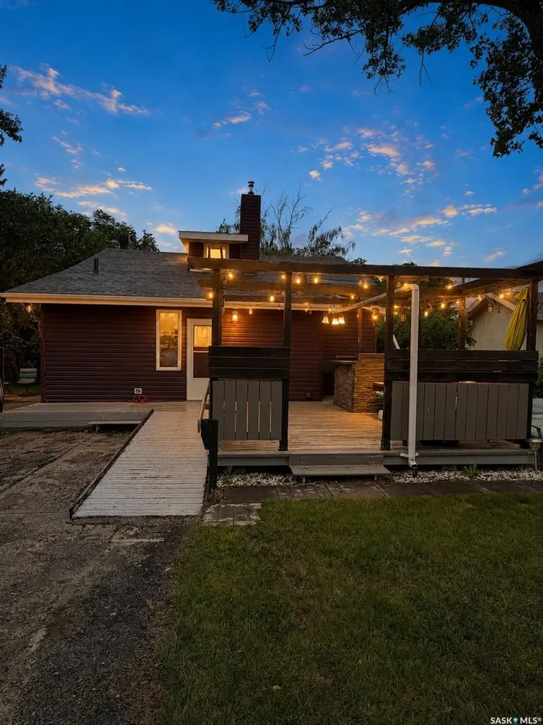 1174 Conrad Avenue Gull Lake SK S0N 1A0