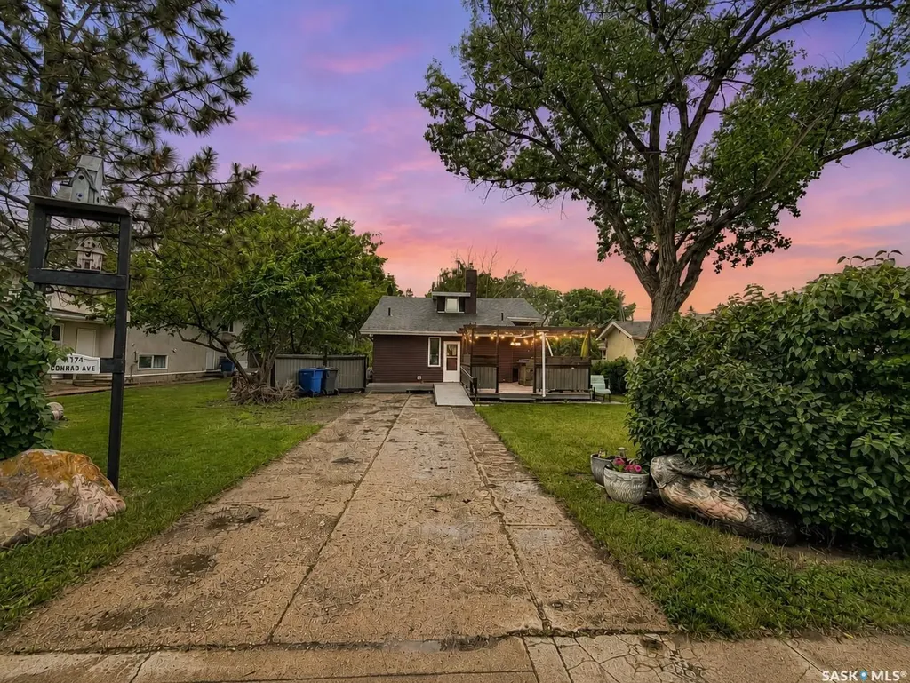 1174 Conrad Avenue Gull Lake SK S0N 1A0
