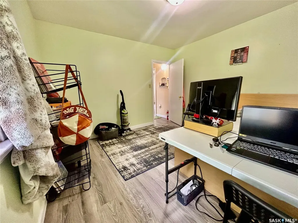 2200 Francis Street Regina SK S4N 2P5
