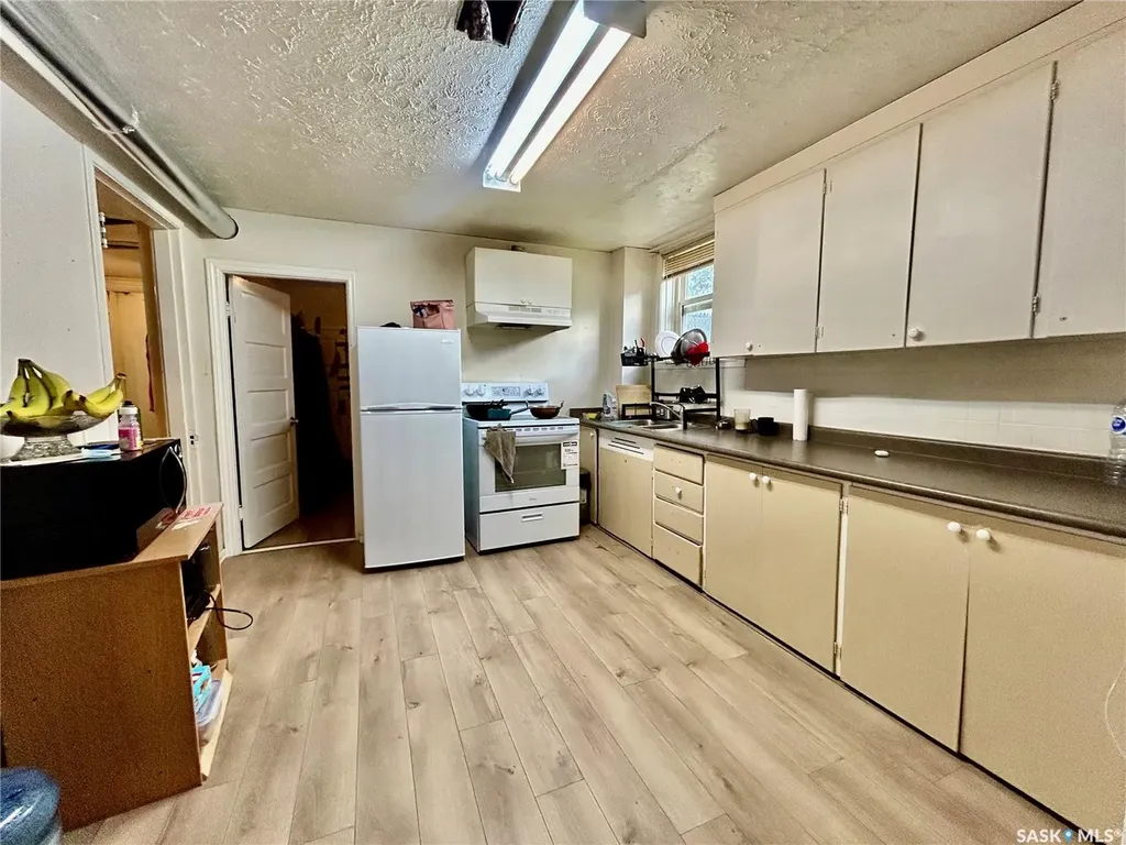 2200 Francis Street Regina SK S4N 2P5