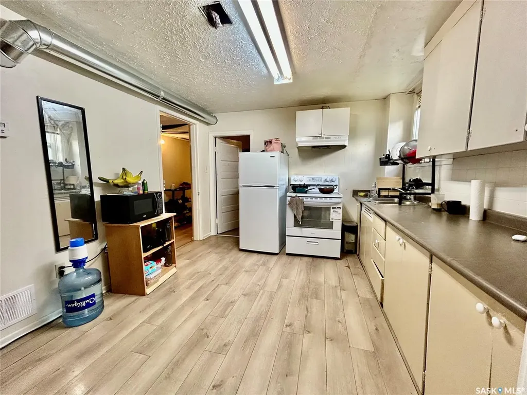 2200 Francis Street Regina SK S4N 2P5