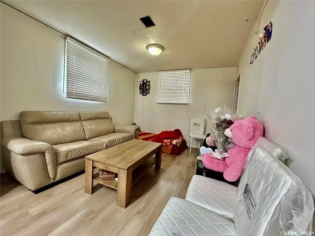 2200 Francis Street Regina SK S4N 2P5