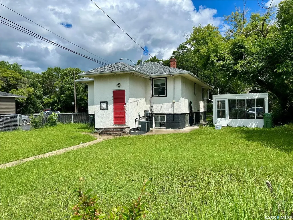 2200 Francis Street Regina SK S4N 2P5