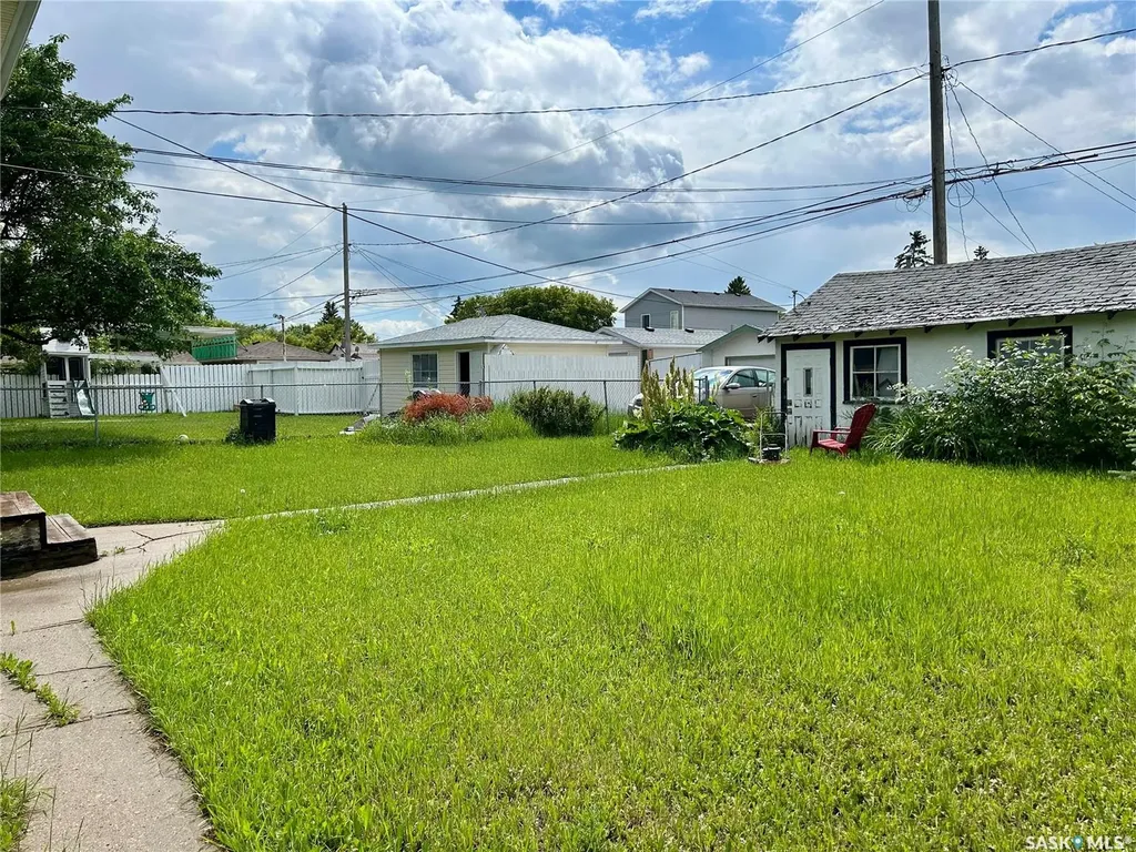 2200 Francis Street Regina SK S4N 2P5