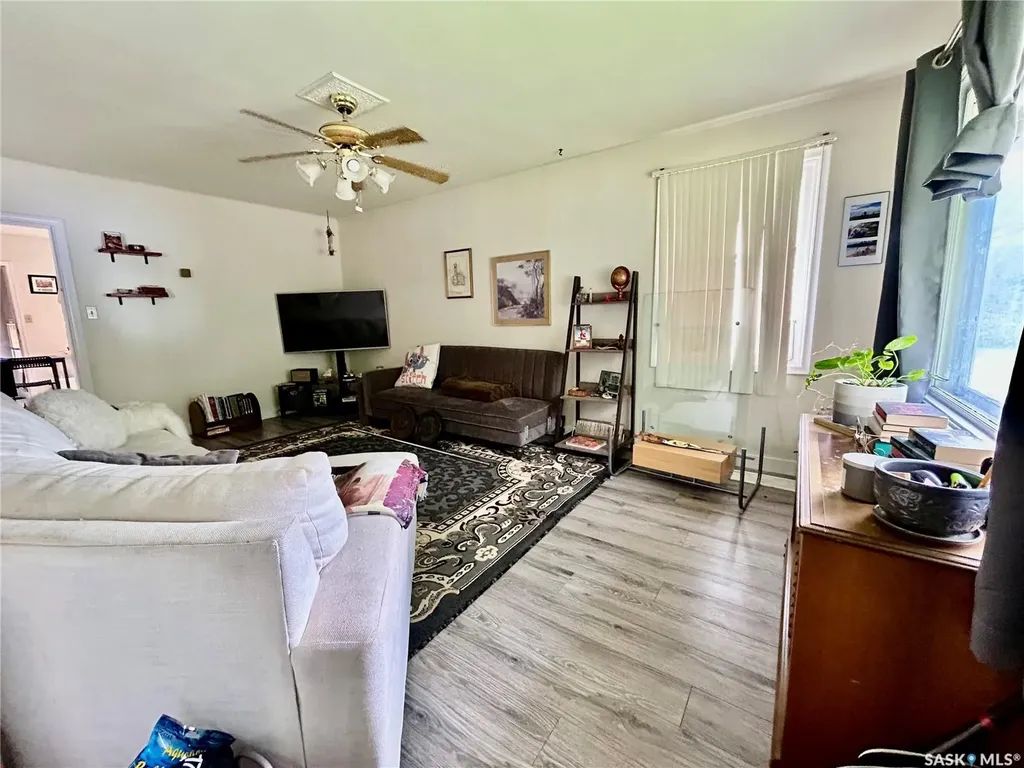 2200 Francis Street Regina SK S4N 2P5