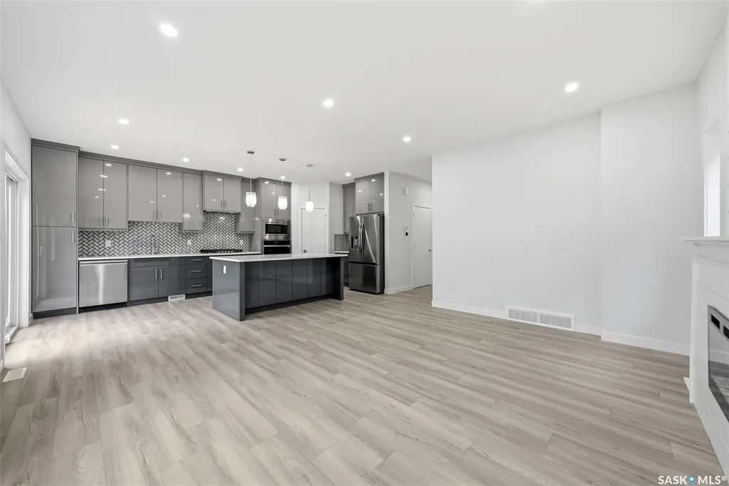 534 Sharma Crescent Saskatoon SK S7W 1K5