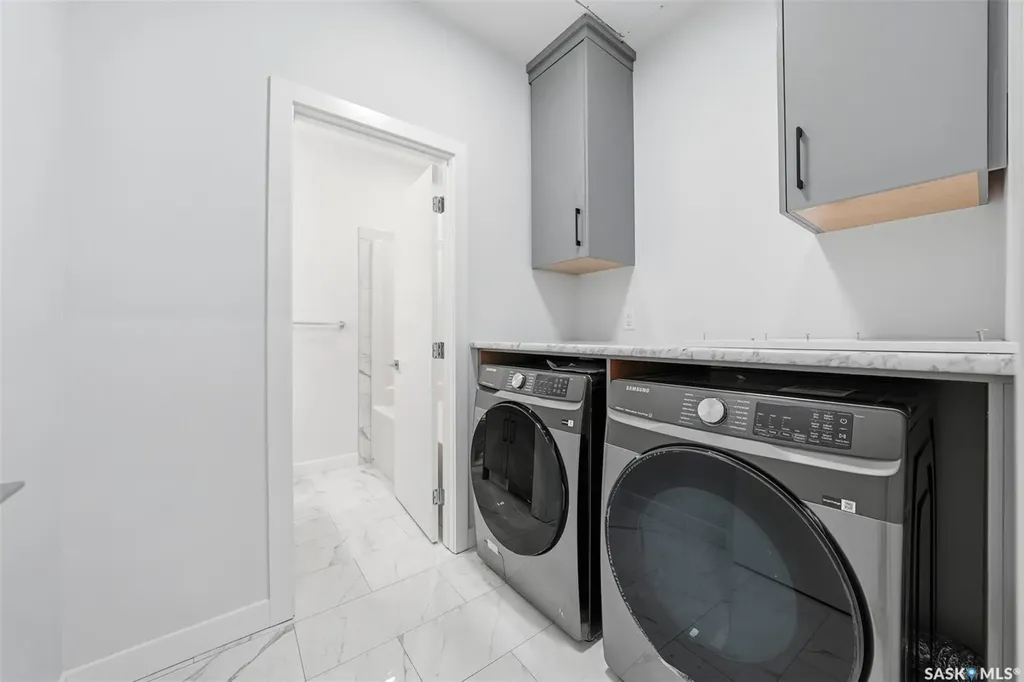 534 Sharma Crescent Saskatoon SK S7W 1K5