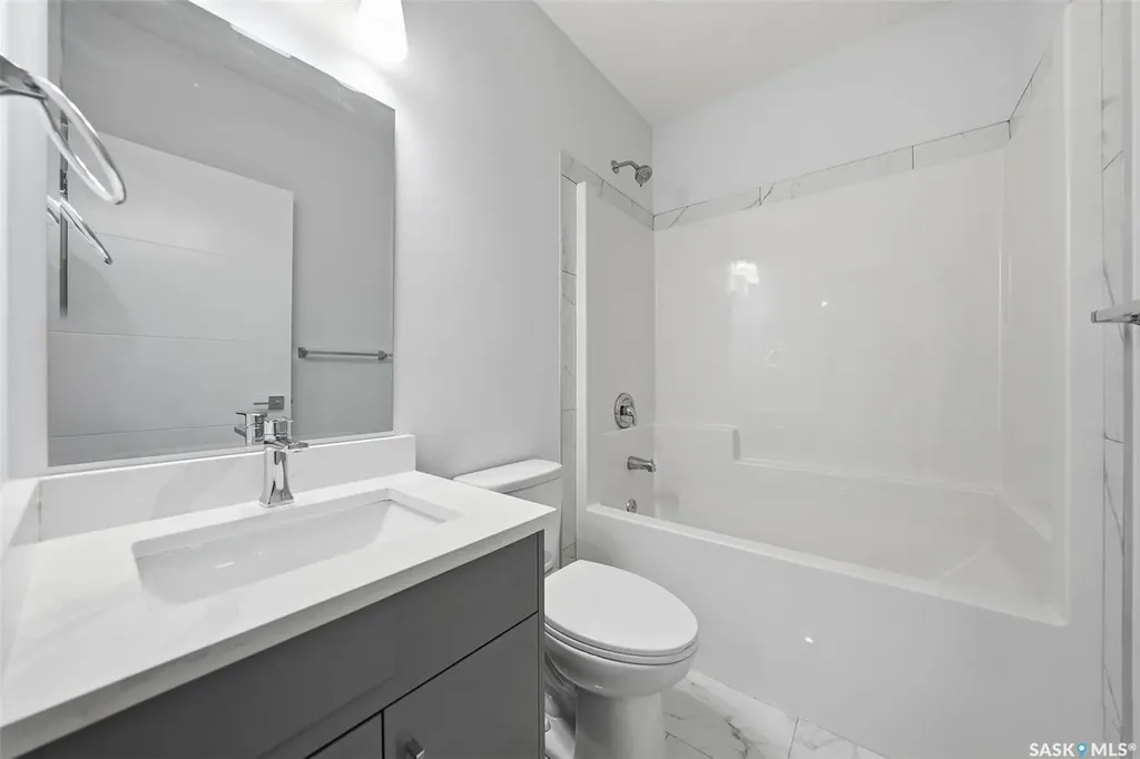 534 Sharma Crescent Saskatoon SK S7W 1K5