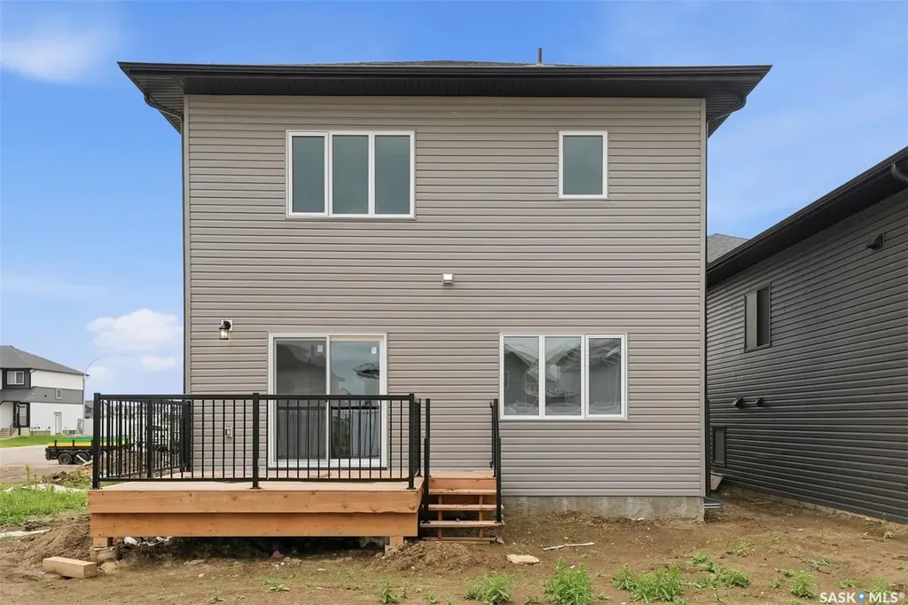 534 Sharma Crescent Saskatoon SK S7W 1K5