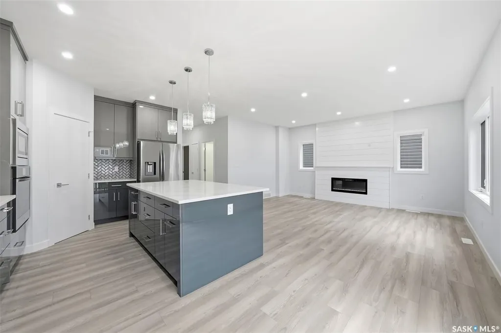 534 Sharma Crescent Saskatoon SK S7W 1K5