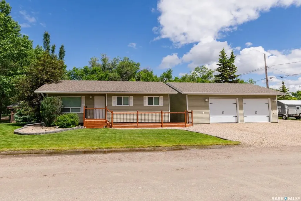 111 4th Avenue Coleville SK S0L 0K0