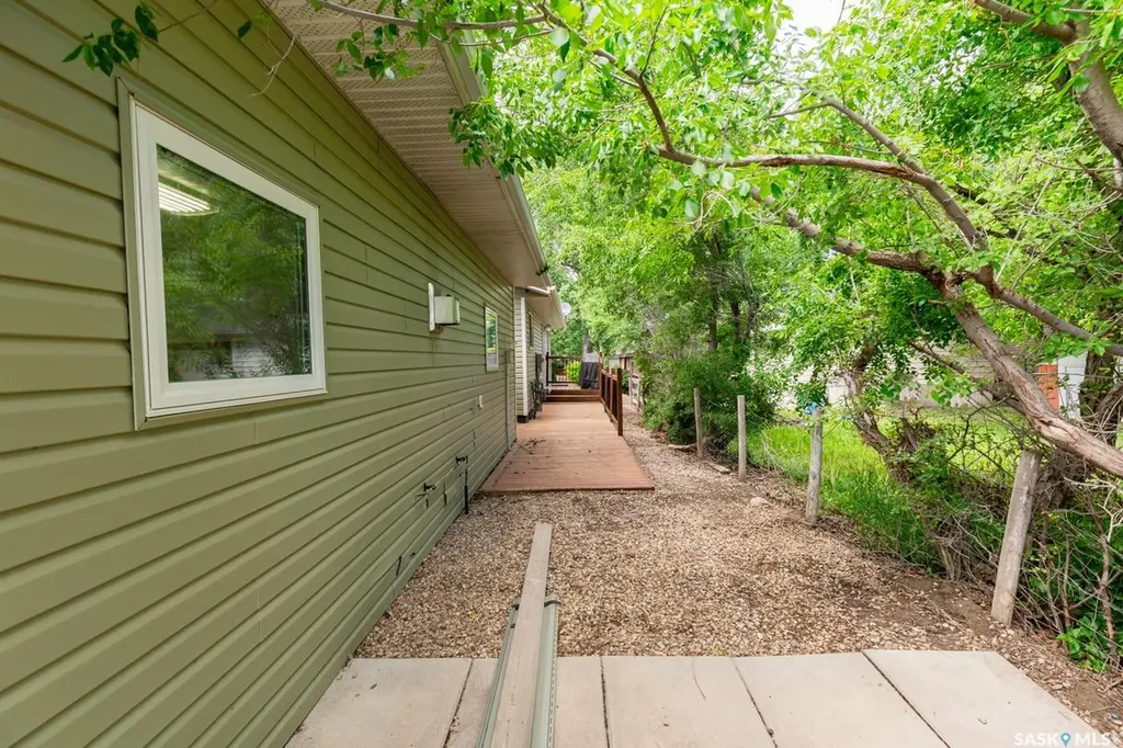 111 4th Avenue Coleville SK S0L 0K0