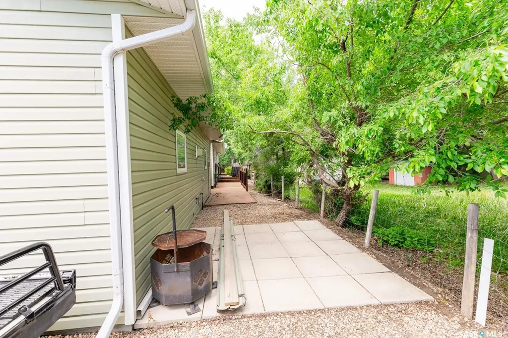 111 4th Avenue Coleville SK S0L 0K0