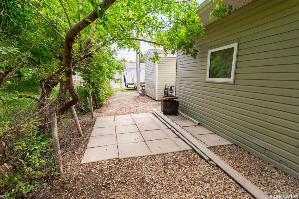 111 4th Avenue Coleville SK S0L 0K0