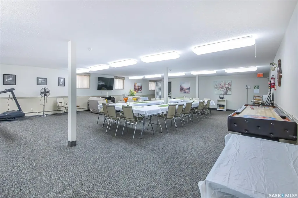 3140 Louise Street Saskatoon SK S7J 3L8
